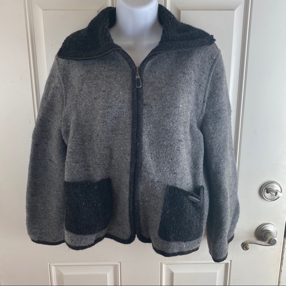 Giesswein Sweaters - Beautiful wool blend Giesswein zip up sweater